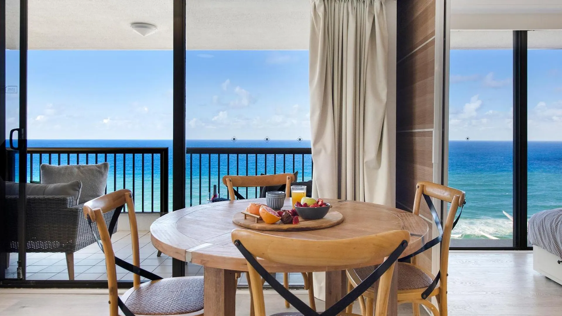 Beach Retreat With Balcony And Views Gold Coast 0*,  Australia