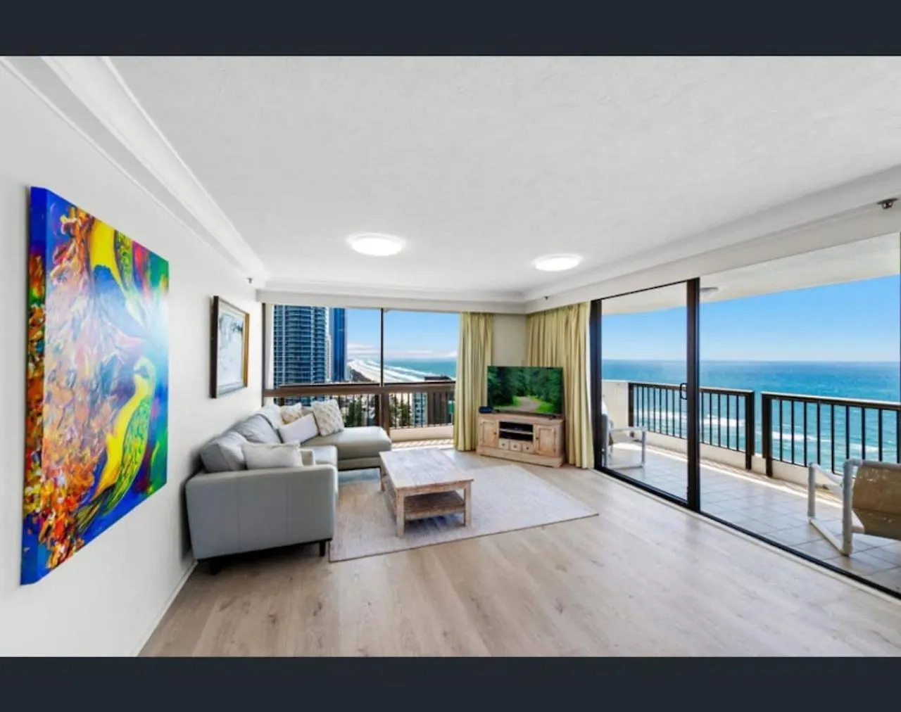 Apartment Beach Retreat With Balcony And Views Gold Coast